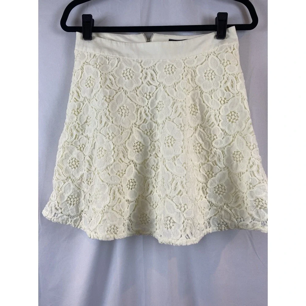 The Limited 2014‎ Size 2 Lined Lace A Line Mini Skirt Back Zipper